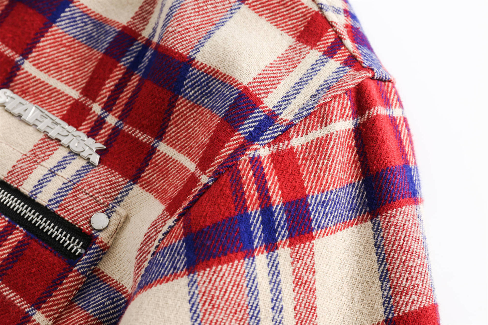 GorgeousBen   Unisex 2024 new American retro plaid red workwear long-sleeved jacket for men and women, loose and versatile couple's outerwear for spring.