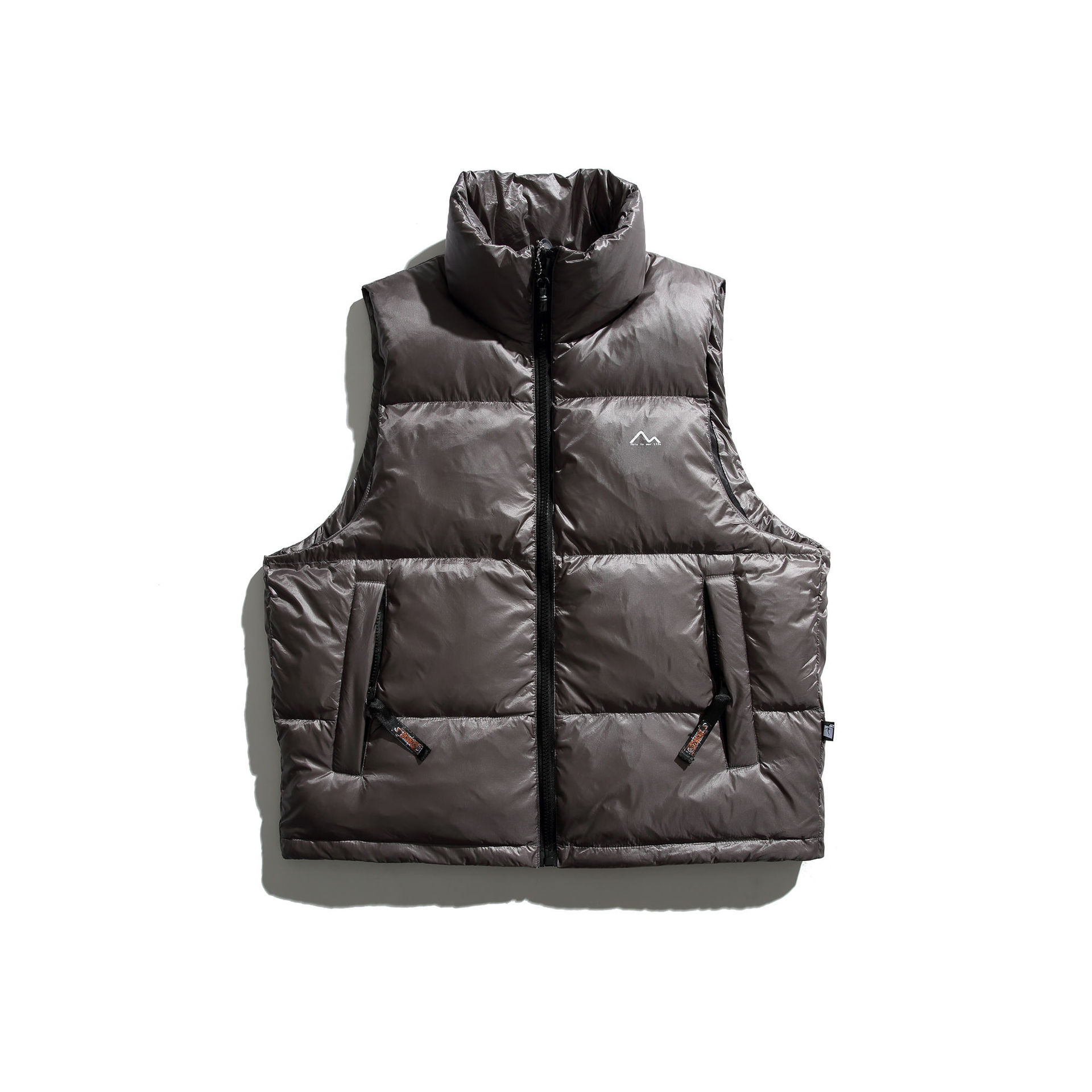 GorgeousBen  Unisex American-style trendy shiny white duck down vest for men, with a thickened stand collar for winter warmth.