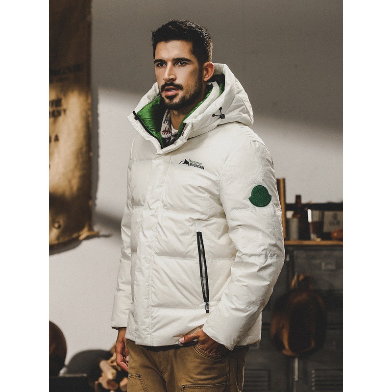 GrogeousBen  Men's Short hooded down jacket for men, American style outdoor leisure skiing down jacket for winter.