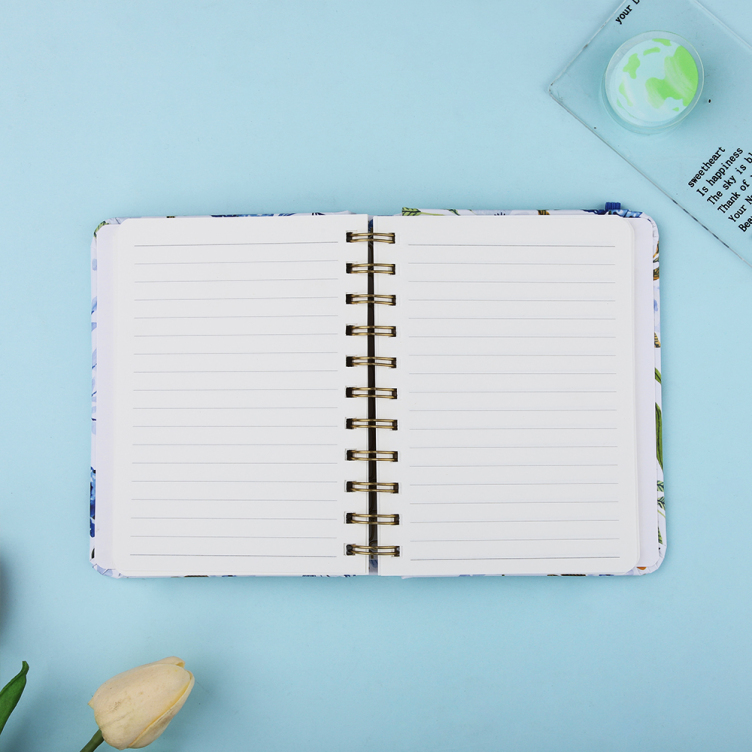 Concealed wire-o binding notebook