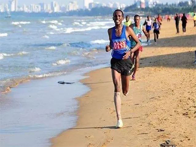 Is it healthy to run 10 kilometers a day?