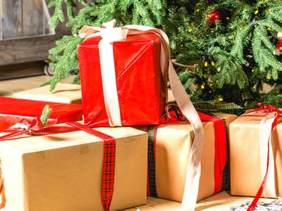 A Gift Guide For Custom Lapel Pins