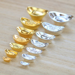 Custom decoration,production of various sizes and styles of metal decoration,send some samples for free