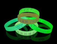 Custom wristband,The production of luminous and fluorescent silicone wristband,free samples can be received in as soon as 4 days
