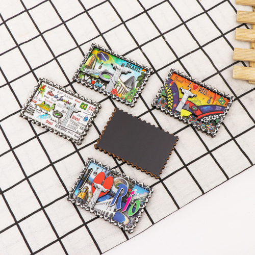 Wooden fridge magnet, can produce a variety of shapes and sizes of fridge magnet,mould cost cut in half, giving away free samples