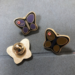 Cartoon hard enamel butterfly pin custom, free sample