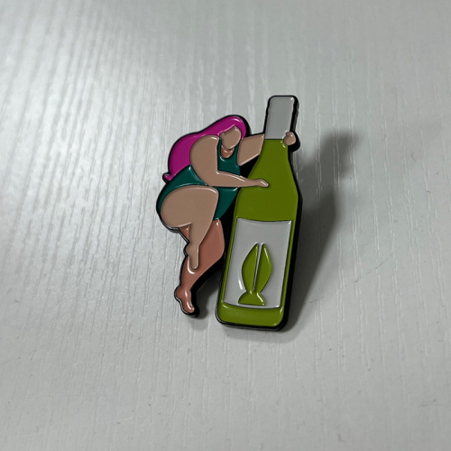 Cartoon character soft enamel pin customization, the first mold cost reduced by half