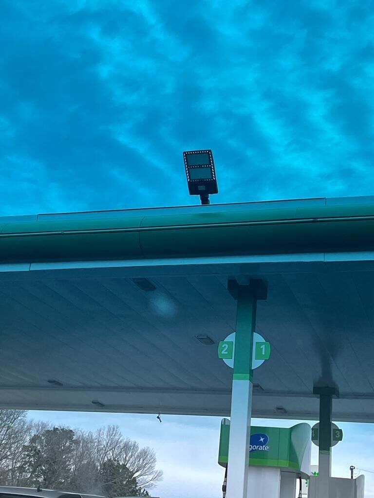 LED PARKING LOT LIGHT