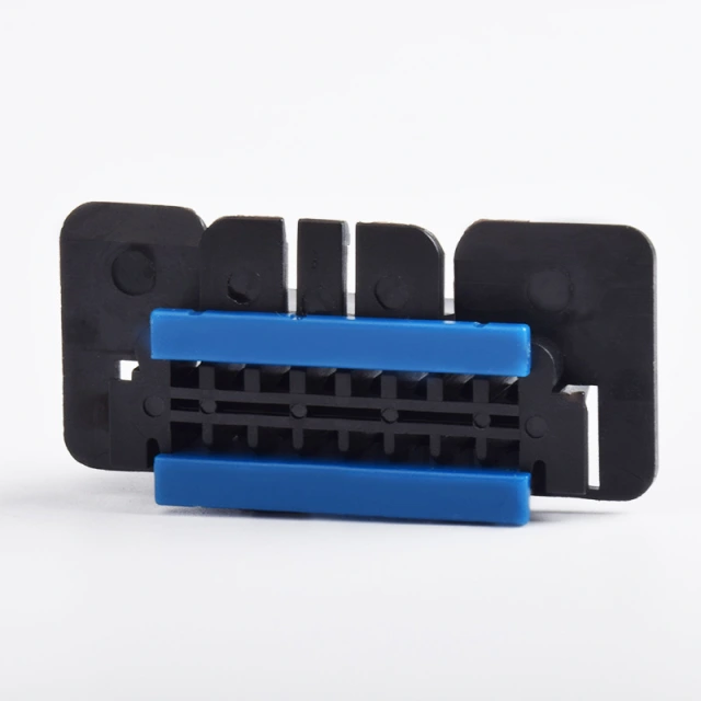 Automotive OBD2 16Pin Female Connector OBD diagnostic plug Buick Chevrolet female connector