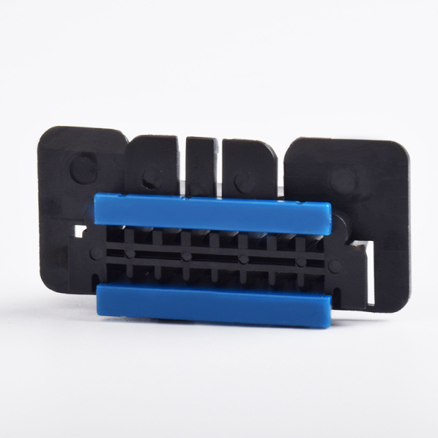 Automotive OBD2 16Pin Female Connector OBD diagnostic plug Buick Chevrolet female connector