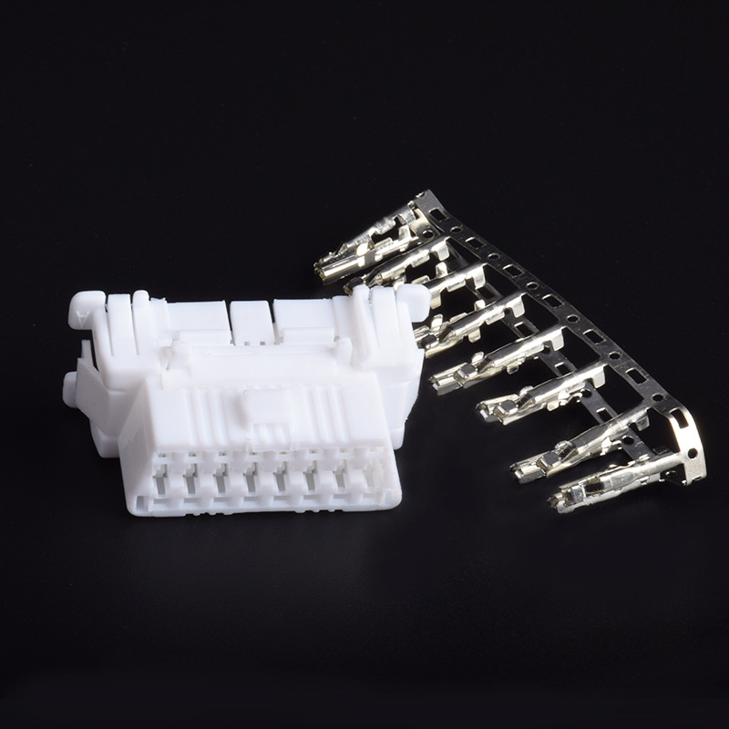 Automobile OBD2 16Pin Female Connector OBD plug Toyota Nissan  OBDII  16PIN female plug