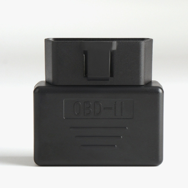 Automotive OBD2 male connector OBD plug assembly type housing without holes, snap fastener without screws