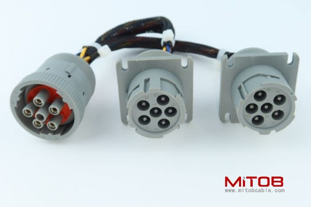 6 Pin J1708 Male 1 to 2 Female Splitter Y Extension Cable for Freightliner ELD Fleet Management Device GPS