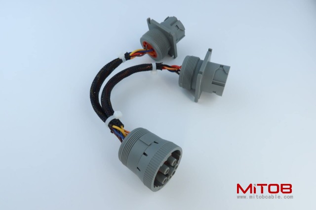 6 Pin J1708 Male 1 to 2 Female Splitter Y Extension Cable for Freightliner ELD Fleet Management Device GPS
