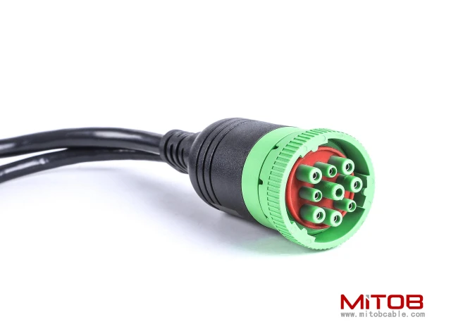 Threaded SAE J1939 Type 2 Male to Female to OBD2 Female Port Splitter Cable