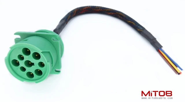 Type 2 Green j1939 Pigtail Cable Female 9Pin to Open end Flange 1ft