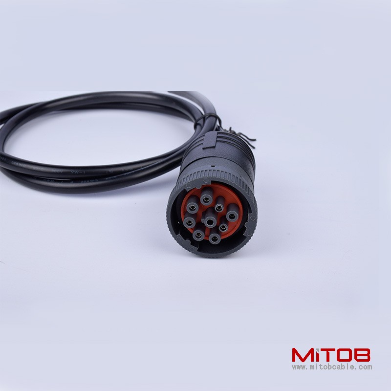 1 meter J1939 9Pin plug to  open end diagnostic cable  for Cummins