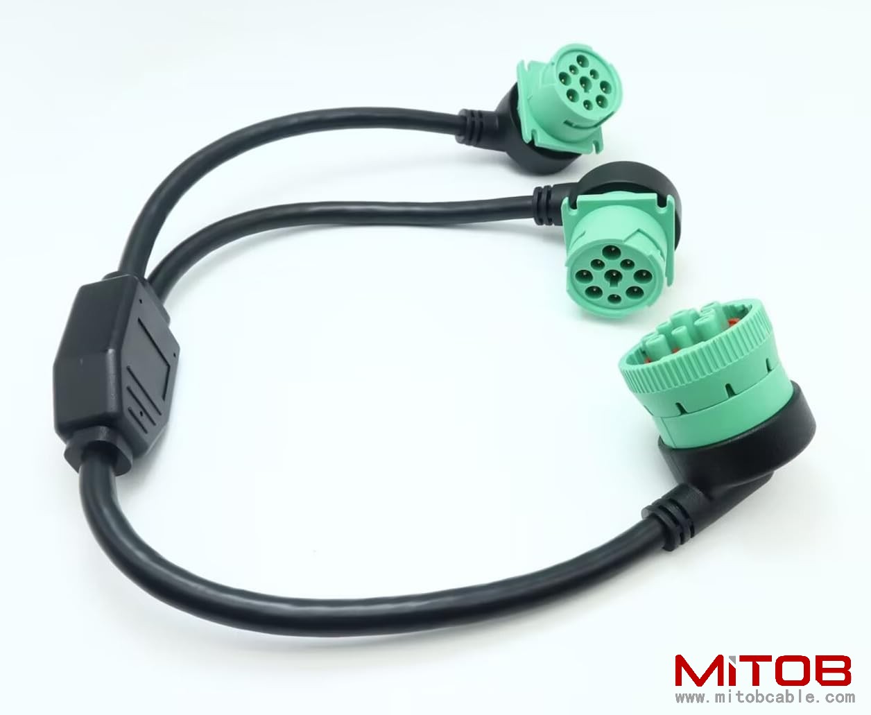 Right Angle Overmolded J1939 Male to 2 Female J1939 Green Type 2 Splitter Y Cable