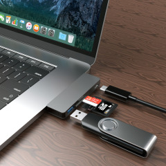 Mini 5Gbps Rate Dual USB-C Hub with Card Reader