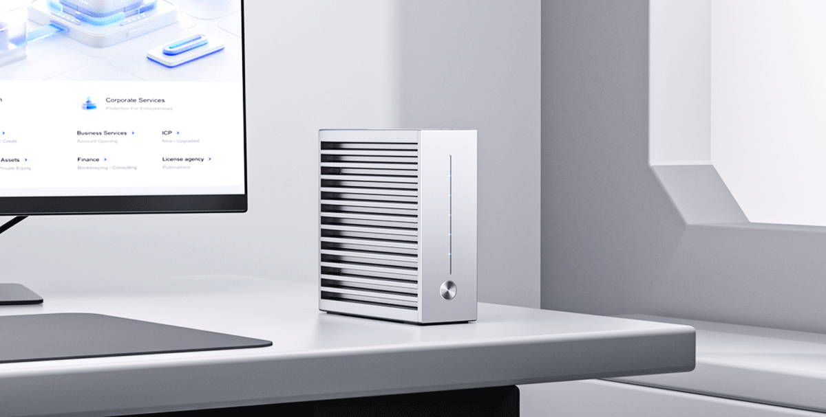 Scene diagram of the Lightning 5 hard drive enclosure