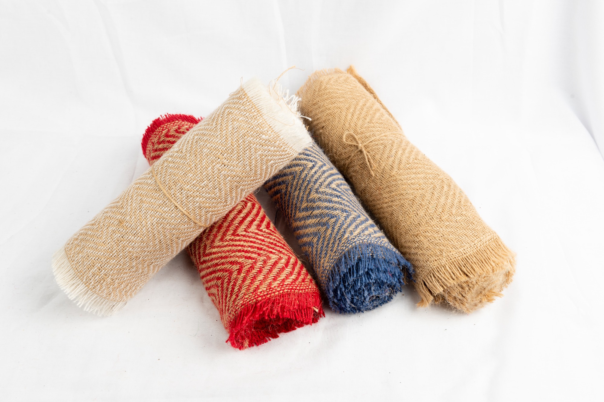 HERRINGBONE JUTE TABLE RUNNER