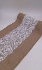 LACE TABLE RUNNER