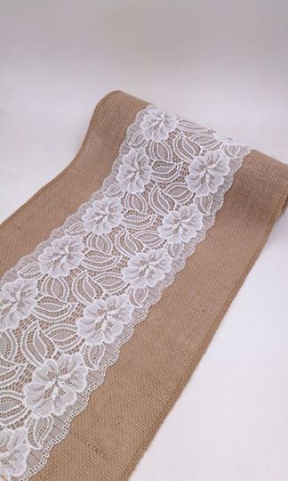 LACE TABLE RUNNER