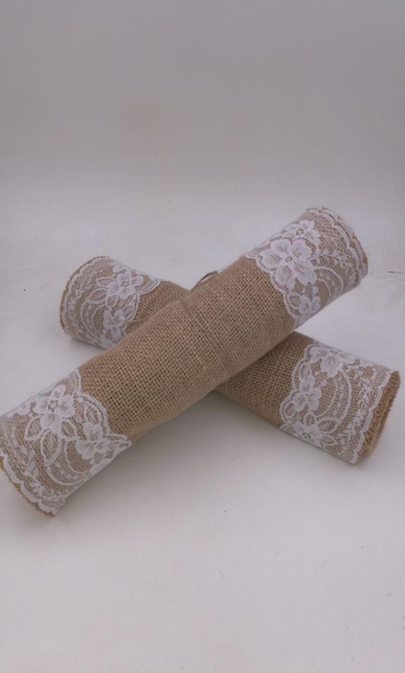 LACE TABLE RUNNER