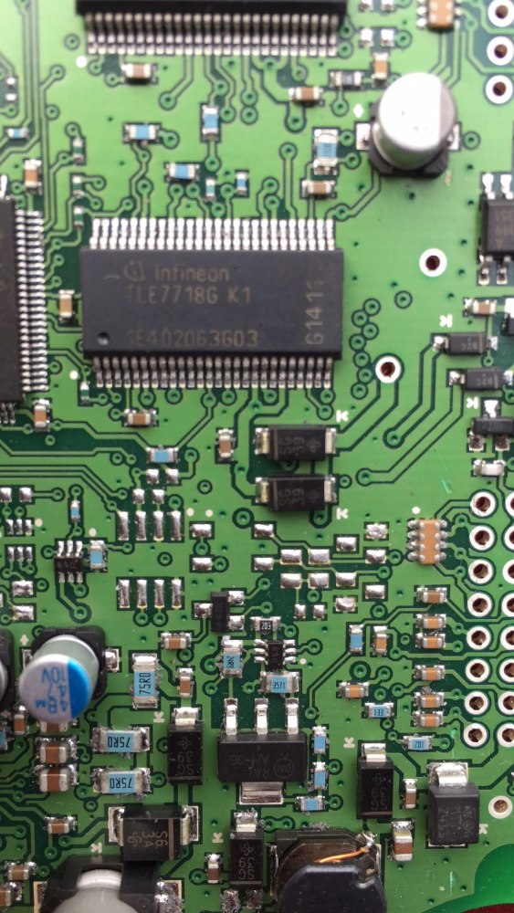 TLE7718G TLE7718GK1 auto chip IC patch SOP - 36