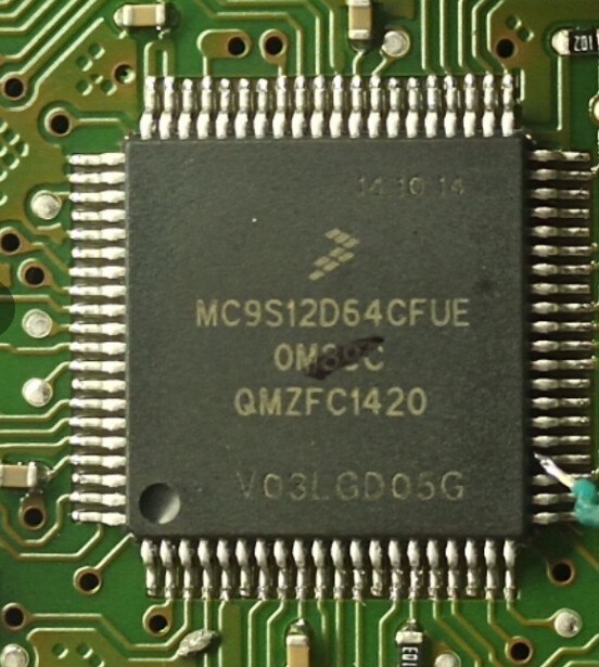 MC9S12D64CFUE 0M89C car computer board CPU chip QFP80 feet