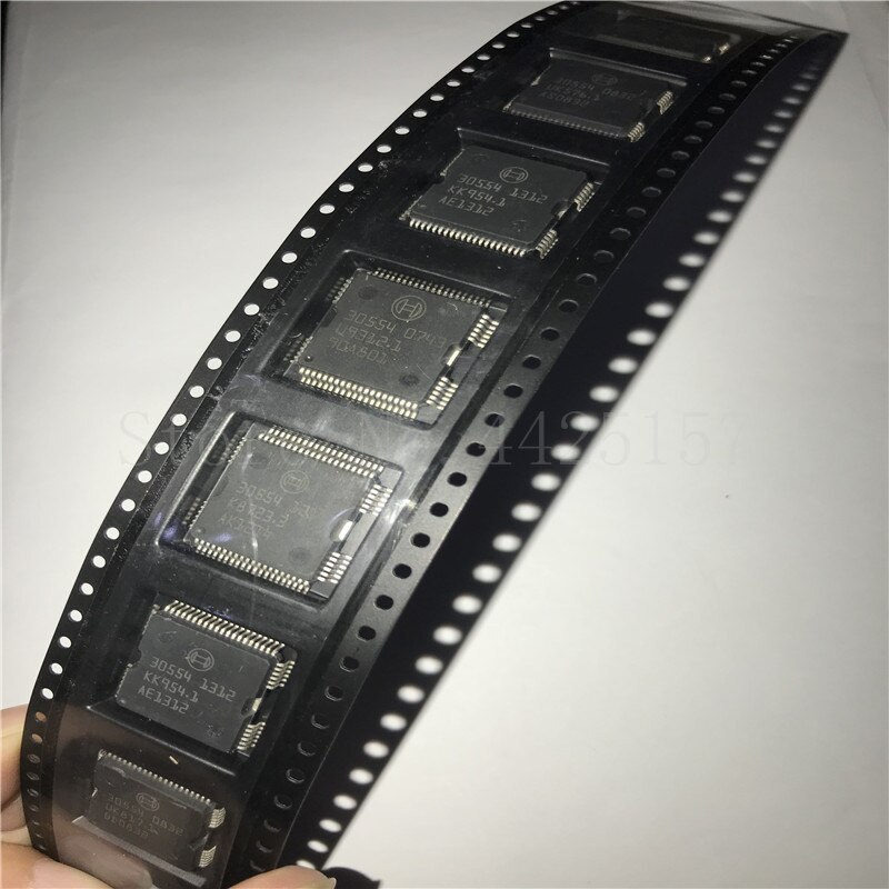 5Pcs New Original 30554 QFP64 for Audi Mercedes-Benz ME9.7 BOSCH engine diesel computer board power module driver chip IC