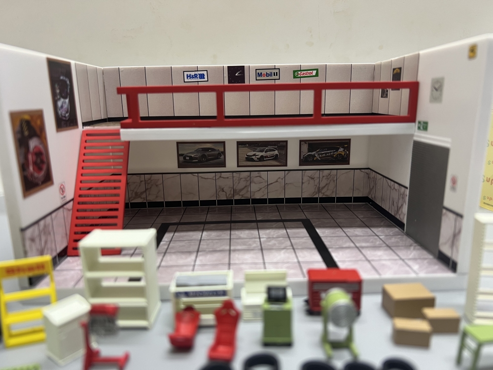 1/64 Garage Maintenance Scene
