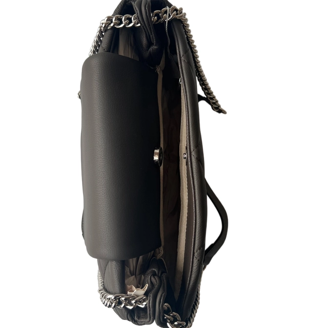 Embroidered Heart Metal Shoulder Bag