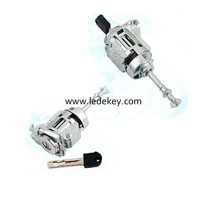 Toyota Crown left door lock cylinder