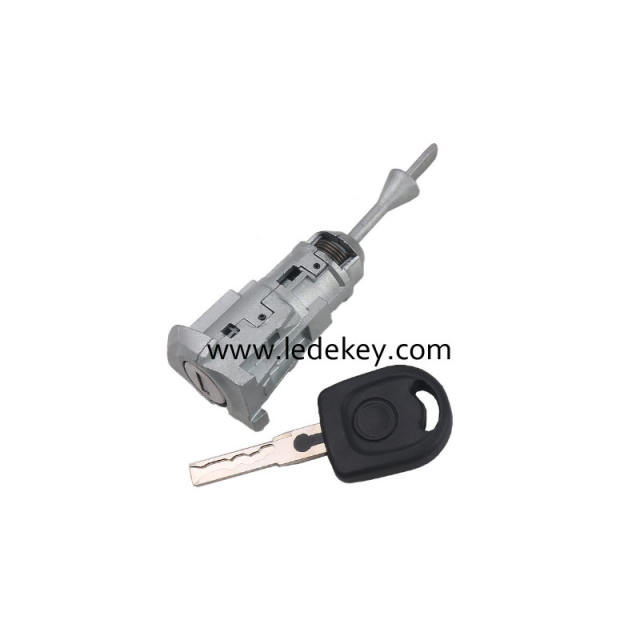 2011-2015 Volkswagen Passat left door lock cylinder