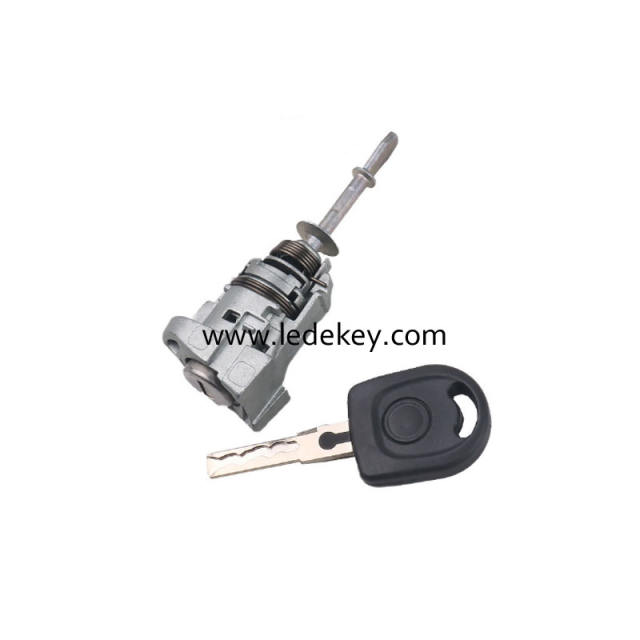 Volkswagen Touran left door lock cylinder