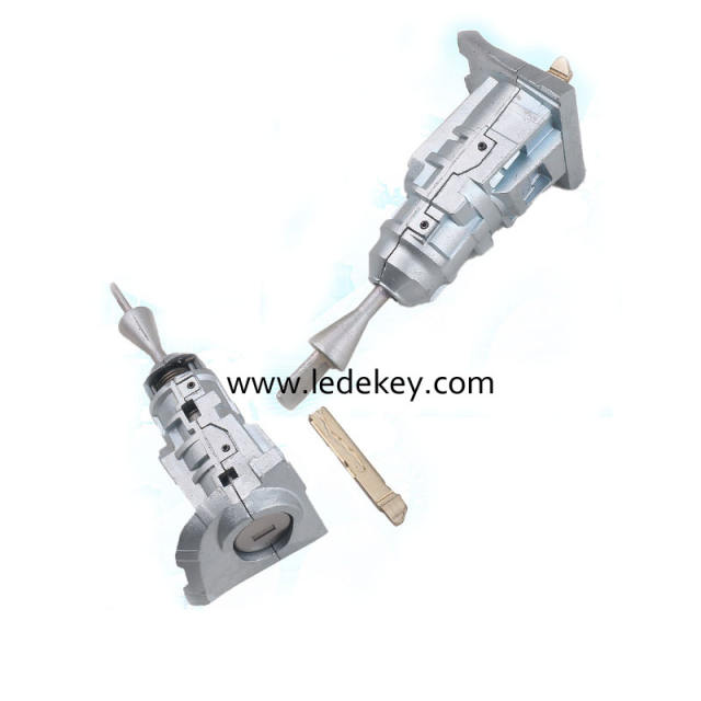 Volkswagen Golf 7 left door lock cylinder