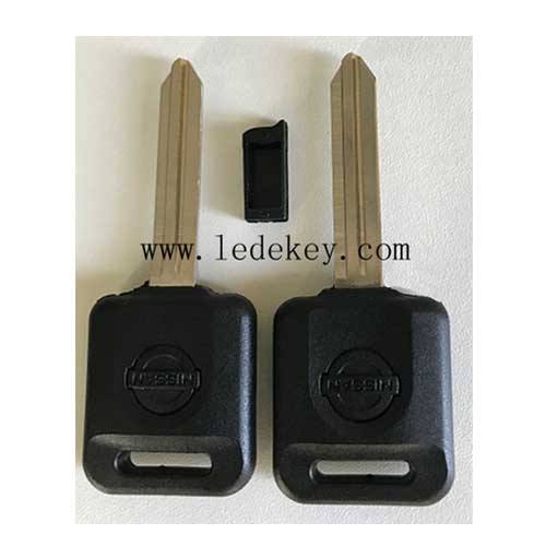 Nissan transponder key shell with(square head)