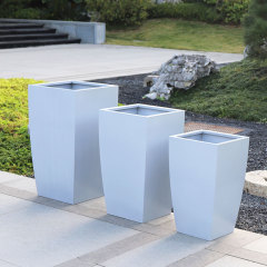 Commercial-Grade Planter Boxes for Lasting Landscape Beauty
