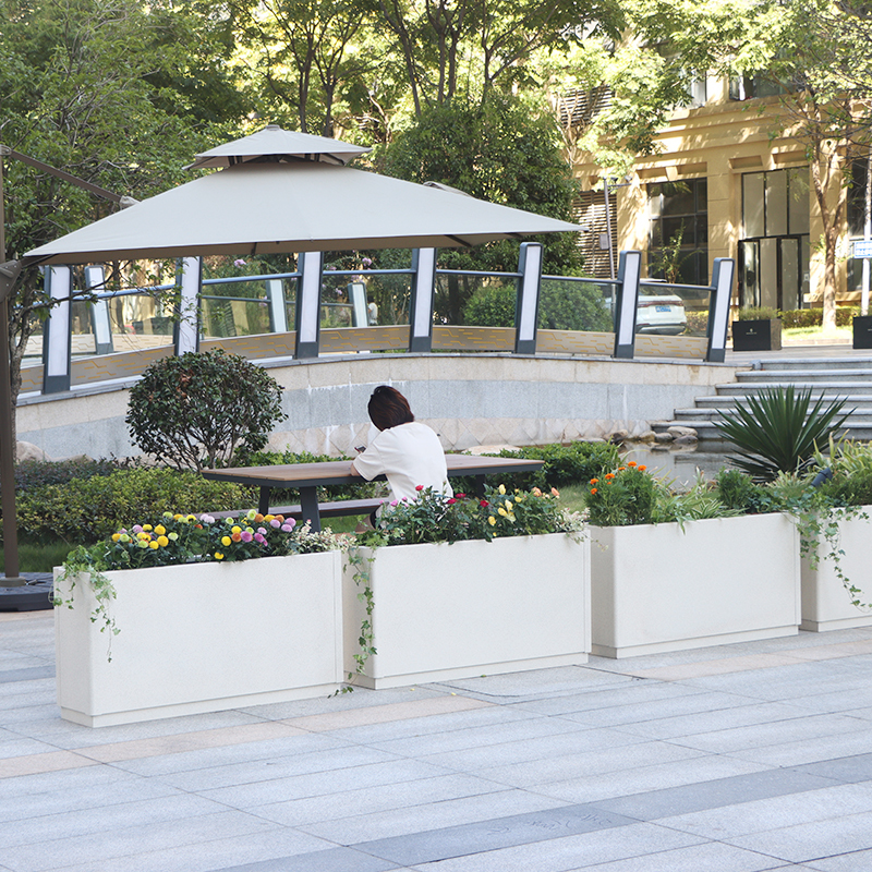 Simple Rectangle Matal Planter Box