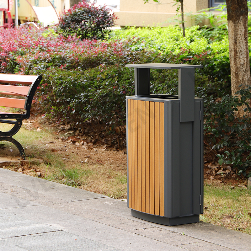 Outdoor Iron Wooden Waste Bin