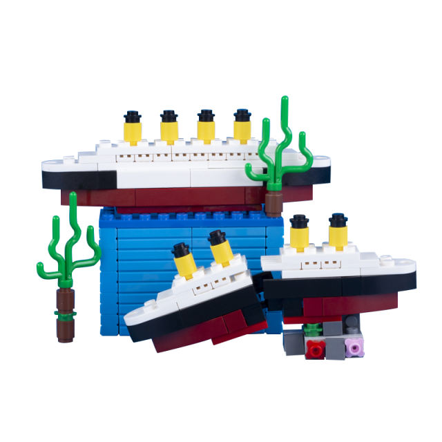 MOC Titanic Building Blocks Submarine Sunken Ship Movie Minifigures Boat Accessories DIY Bricks Model Toys For Children Gifts