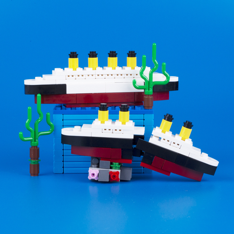 MOC Titanic Building Blocks Submarine Sunken Ship Movie Minifigures Boat Accessories DIY Bricks Model Toys For Children Gifts