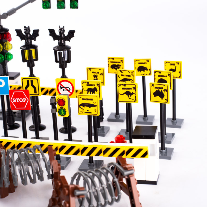 MOC City Road Minifigures Traffic Warning Signs Building Blocks Wild Animals Echidna Street Figures Accessories Brick Model Toys