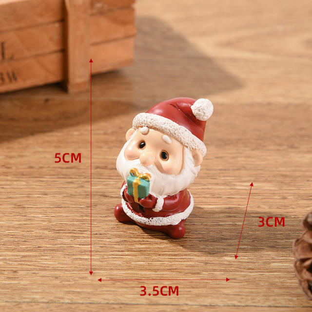 Merry Christmas Resin Toys Family Small Animal Ornaments Creative Home Decoration Mini Tree Santa Claus Figures Gifts For Kids