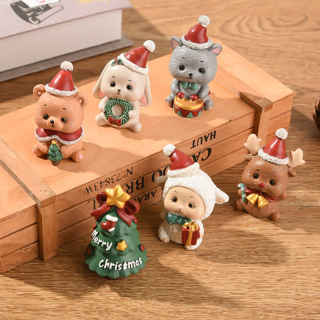 Merry Christmas Resin Toys Family Small Animal Ornaments Creative Home Decoration Mini Tree Santa Claus Figures Gifts For Kids