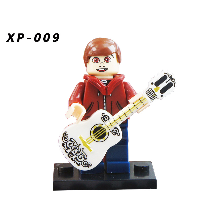 KT1002 Cartoon Movie Series Journey Dream Hunting Circle Action Figures Miguel Actor Dracus Building Blocks Children Gifts Toys