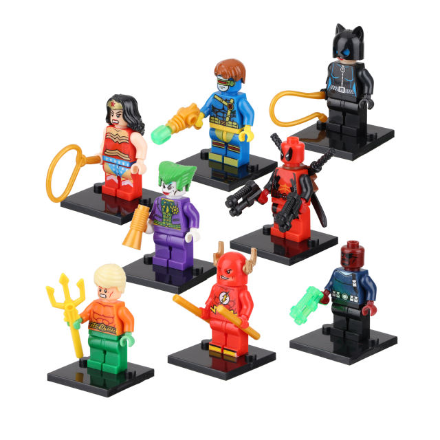 JR838 American DC Comics Superheroes Series Minifigs Builiding Blocks Marvel Deadpool Batman Harley Quinn Weapon Gun Cloak Toys