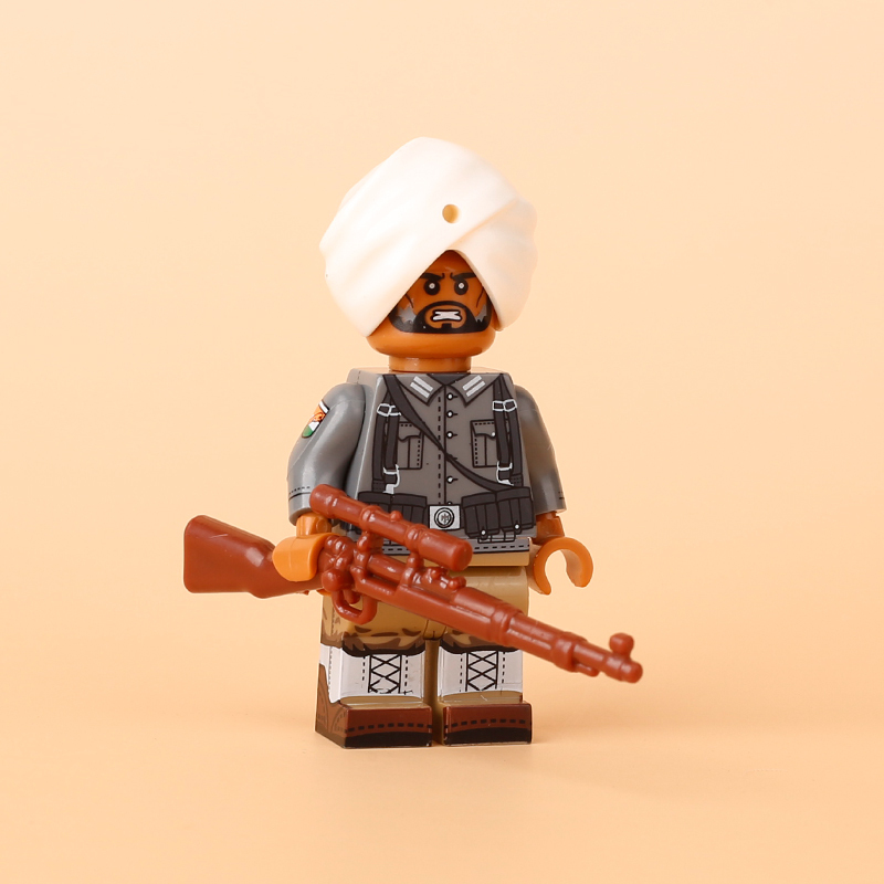 WW2 German Army Medical Sergeant Major Sanitätsfeldwebel Indian Legion Minifigs Building Blocks Weapon Army Gun Medical Kit Toy