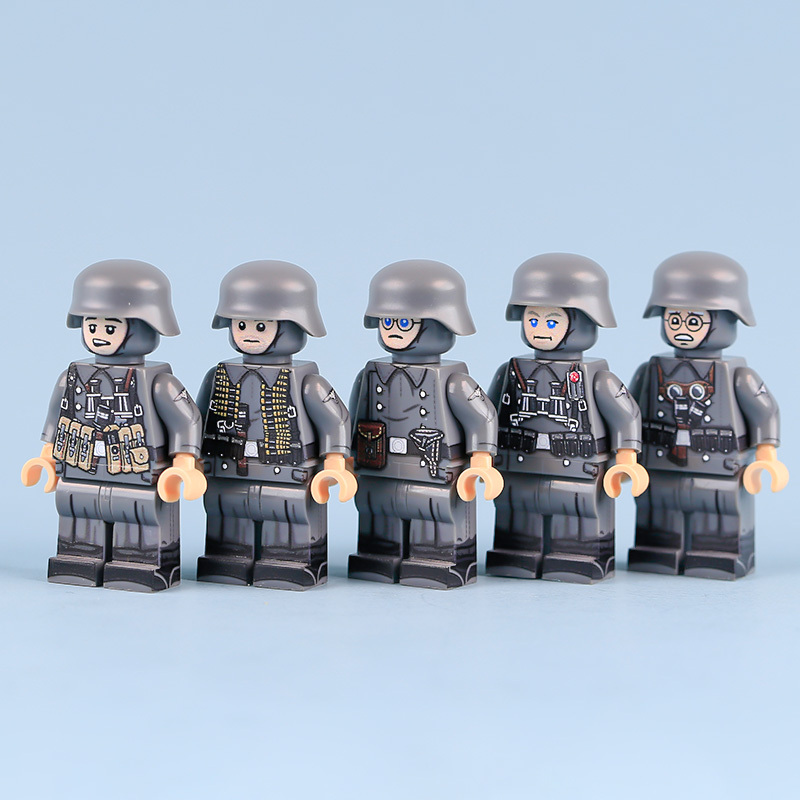 HTL010-012 WW2 Military WW2 soldiers Winter snow German army  Action Figures UV Infantry Artillery Sniper Building Blocks Weapons Gun Toys Boys